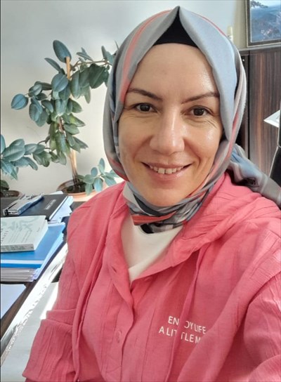 SÜMEYRA GENÇ