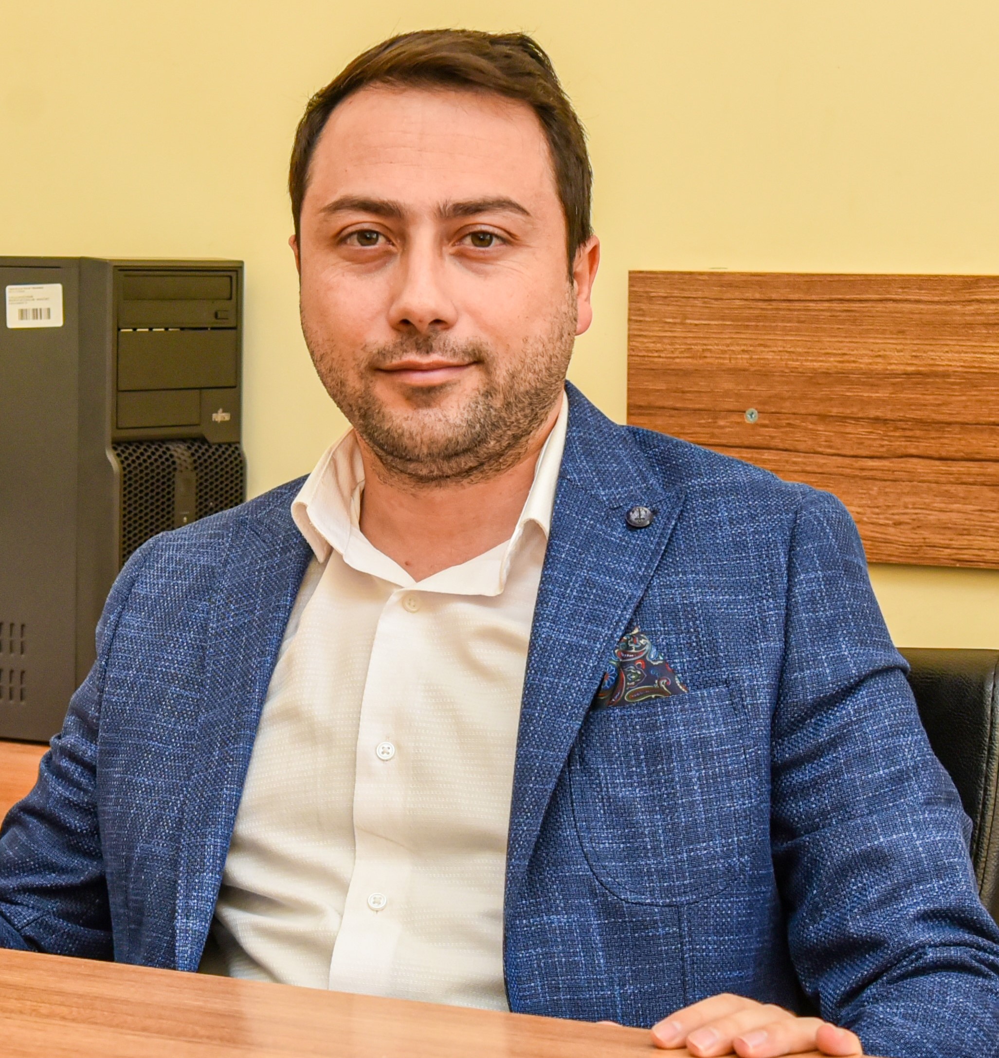 EMRE LEKESİZCAN